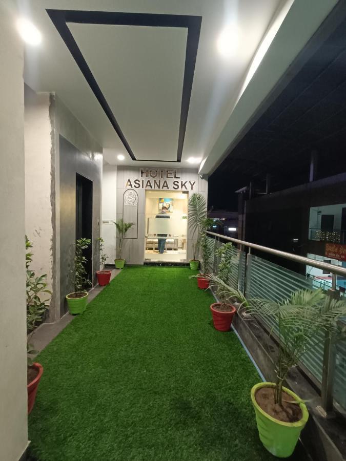 Asiana Sky Motera Hotel 2*