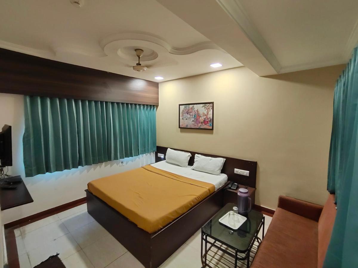 Panetar Palace Hotel Ahmedabad