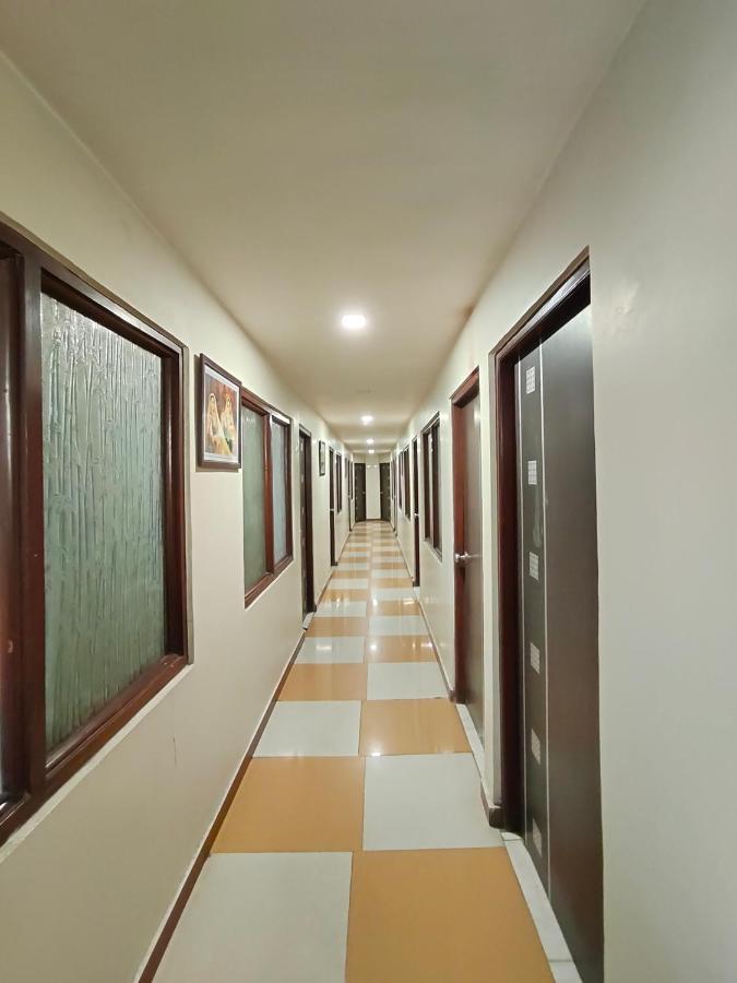 Panetar Palace Hotel *