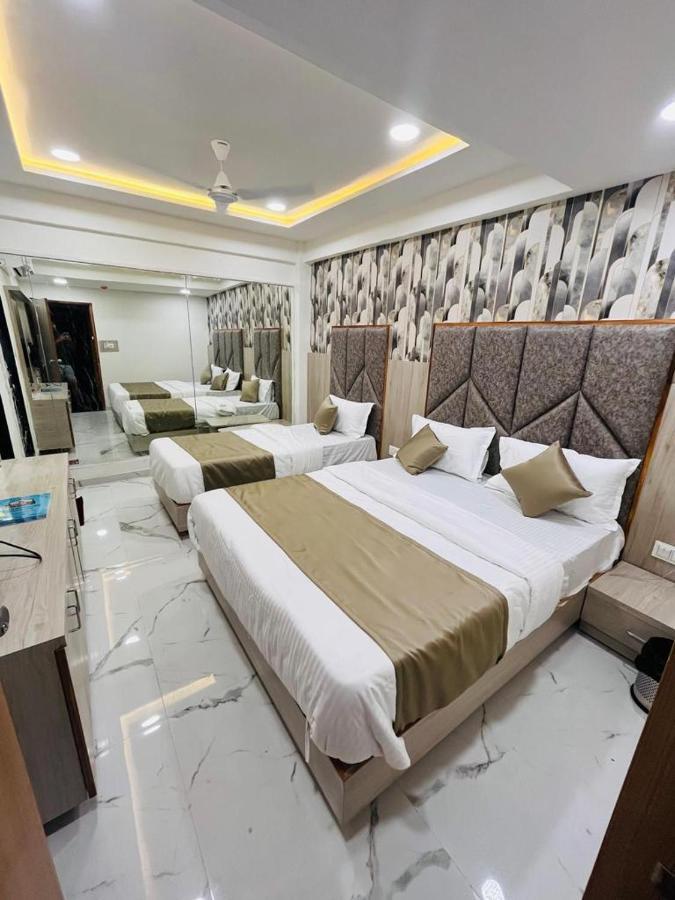 Pacific 3*