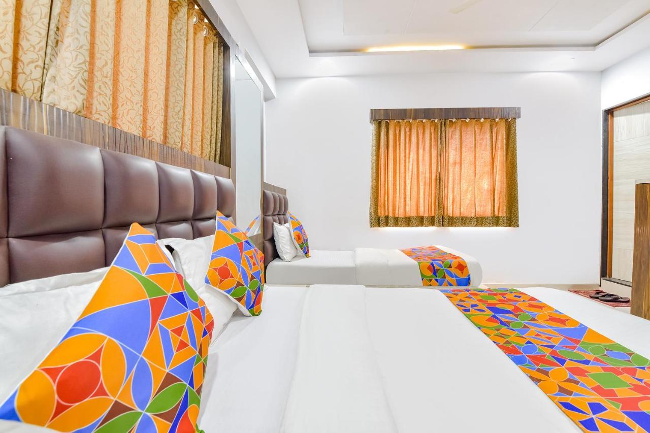 Hotel Fabexpress Sunrise Ahmedabad