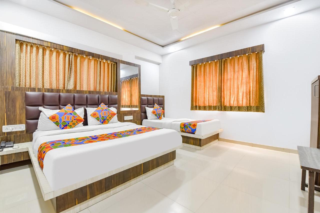 Fabexpress Sunrise Hotel