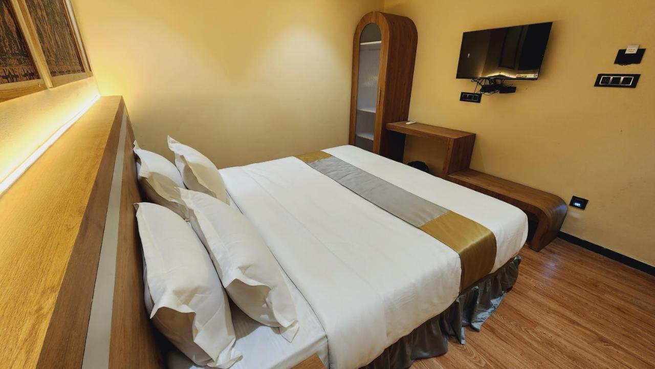Hotel Nova Bopal Ahmedabad
