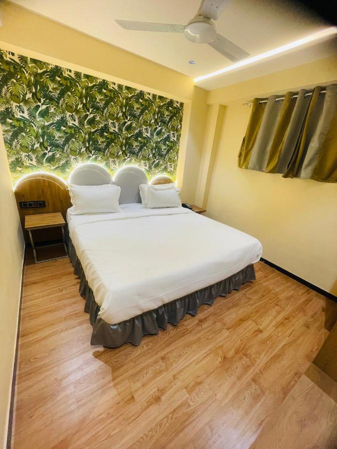Hotel Nova Bopal 3*