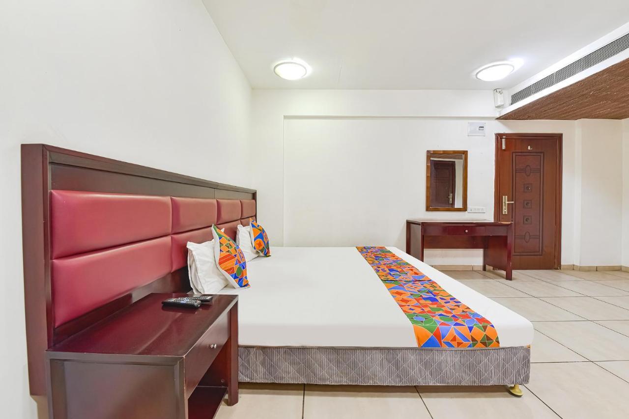 Fabhotel Gl Residency - Satellite