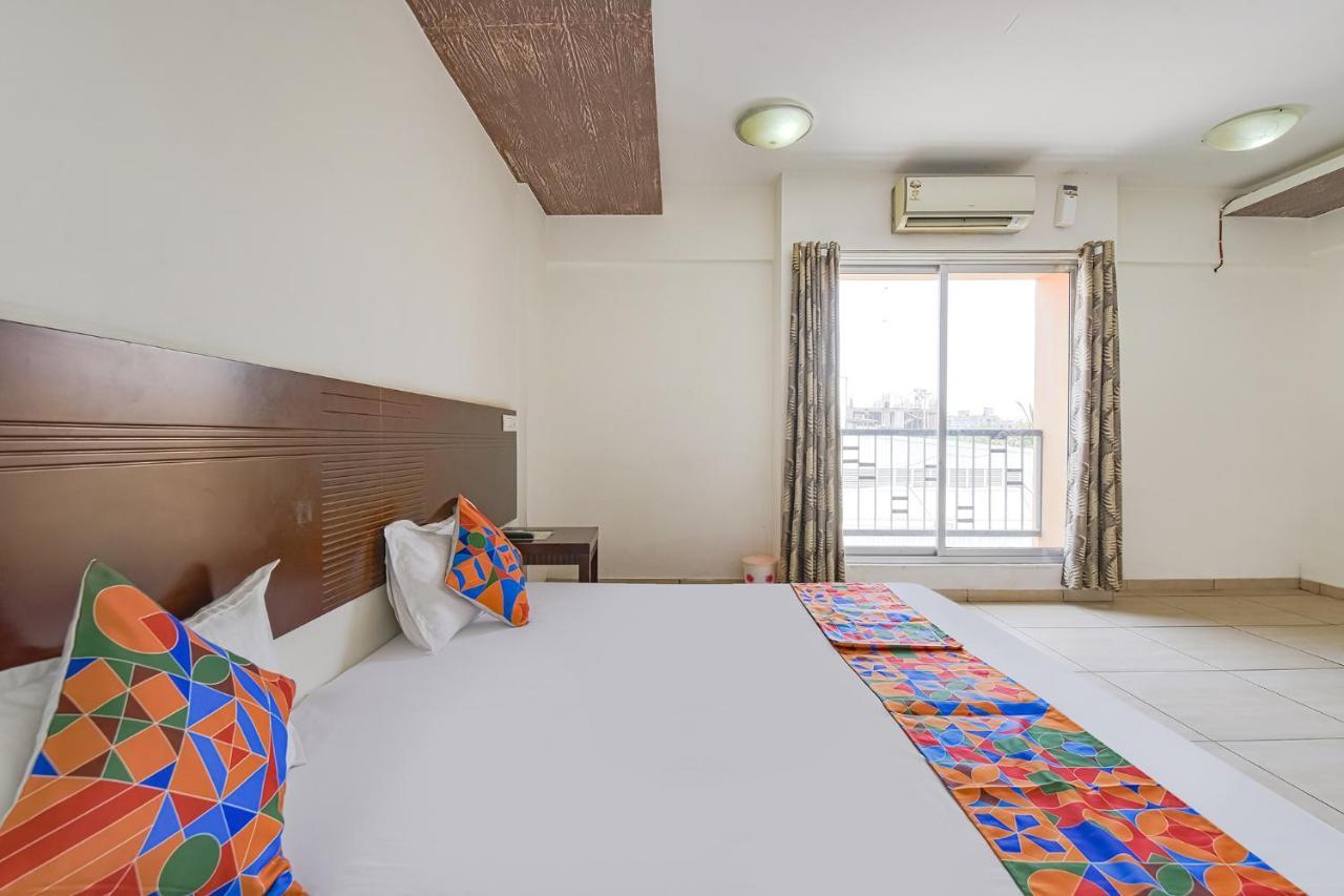 Hotel Fabhotel Gl Residency - Satellite