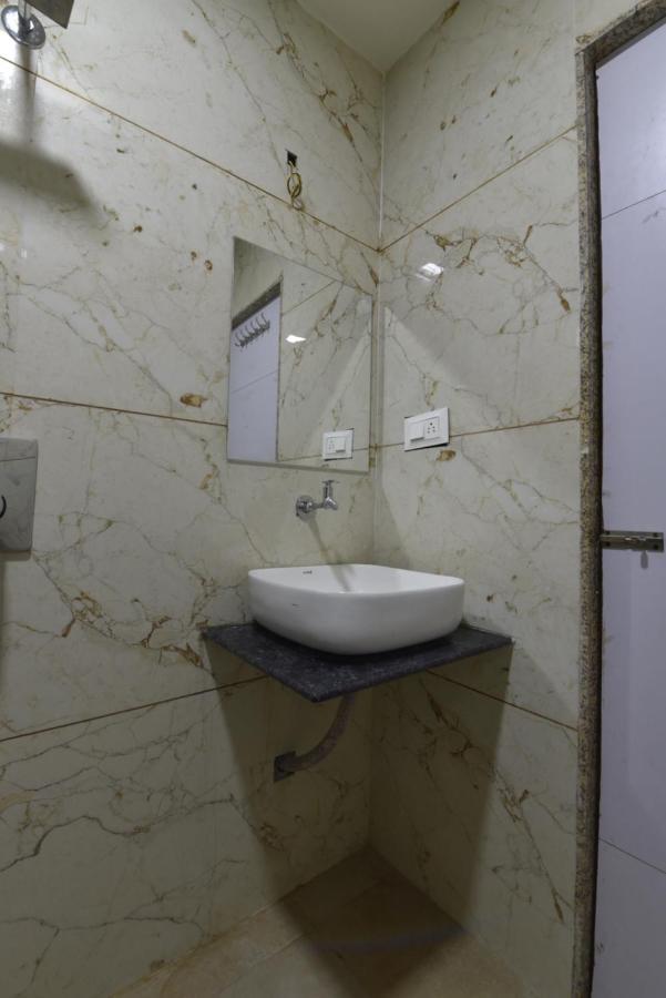 Hotel Eden Park Ahmedabad