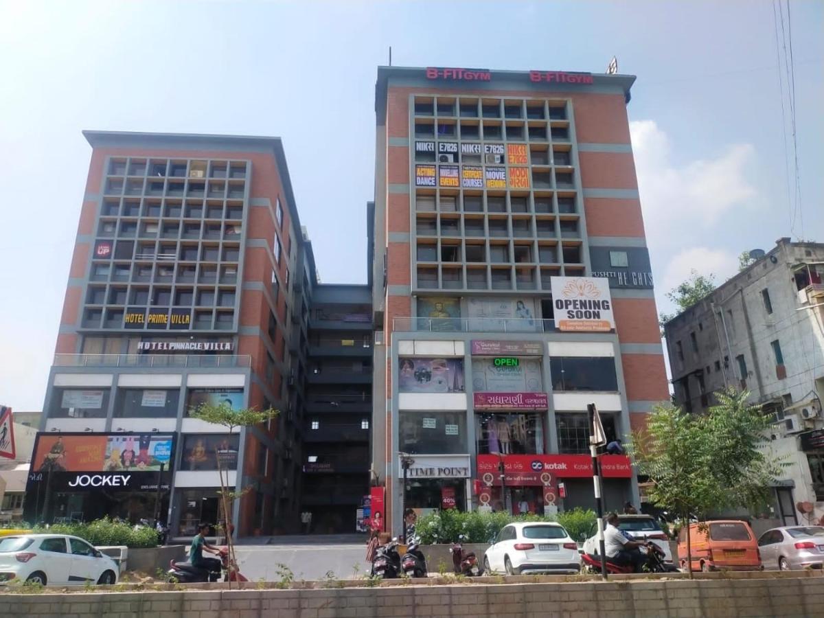 Lotus Pink Hotel 3*