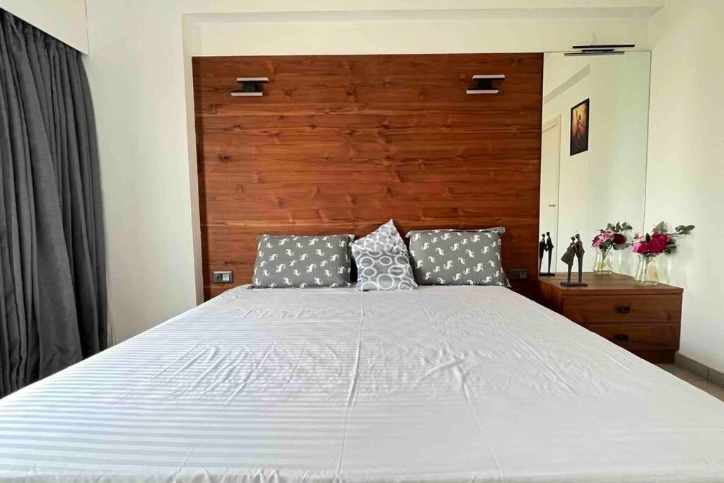 1304 Premium And Fully Furnished Apartment *