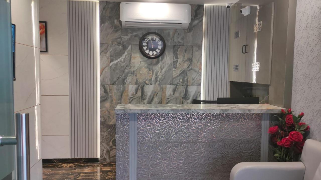 Lavish Hotel 3*