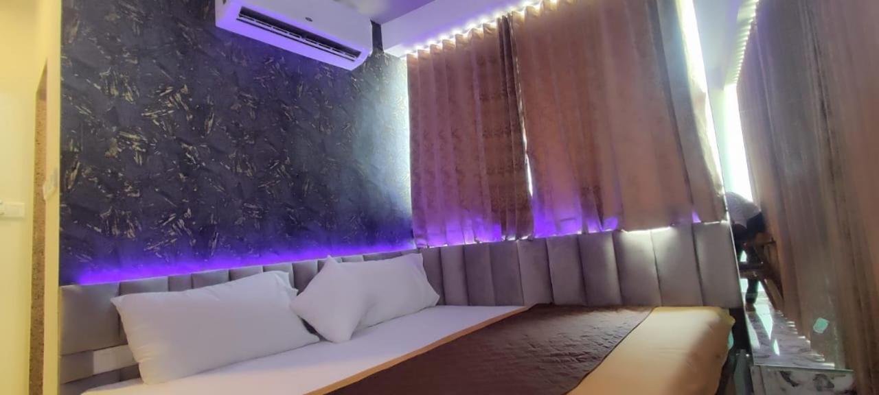 Shaswat Hotel Ahmedabad