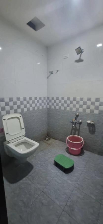 Hotel Jay Bhawani 2*