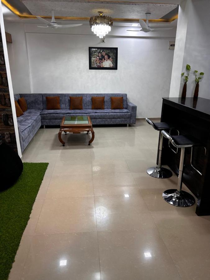 Apartment Enjoy In Heaven Ahmedabad