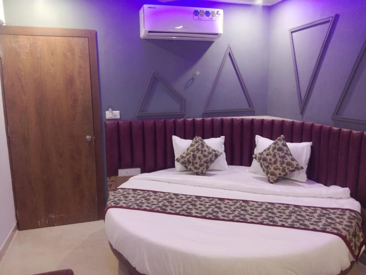 Hotel Jay Grand