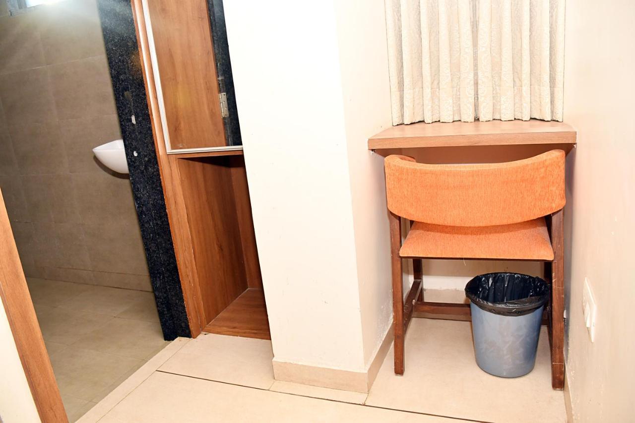 Hotel Bharosa Naroda Ahmedabad