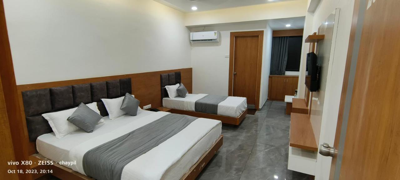 Grand Balaji Hotel 3*
