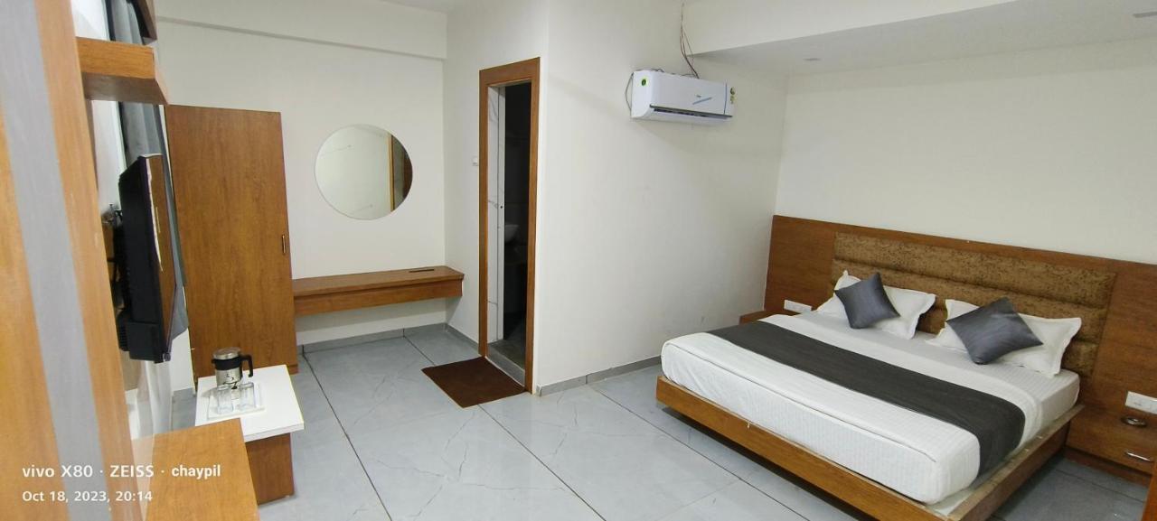 Grand Balaji Hotel Ahmedabad