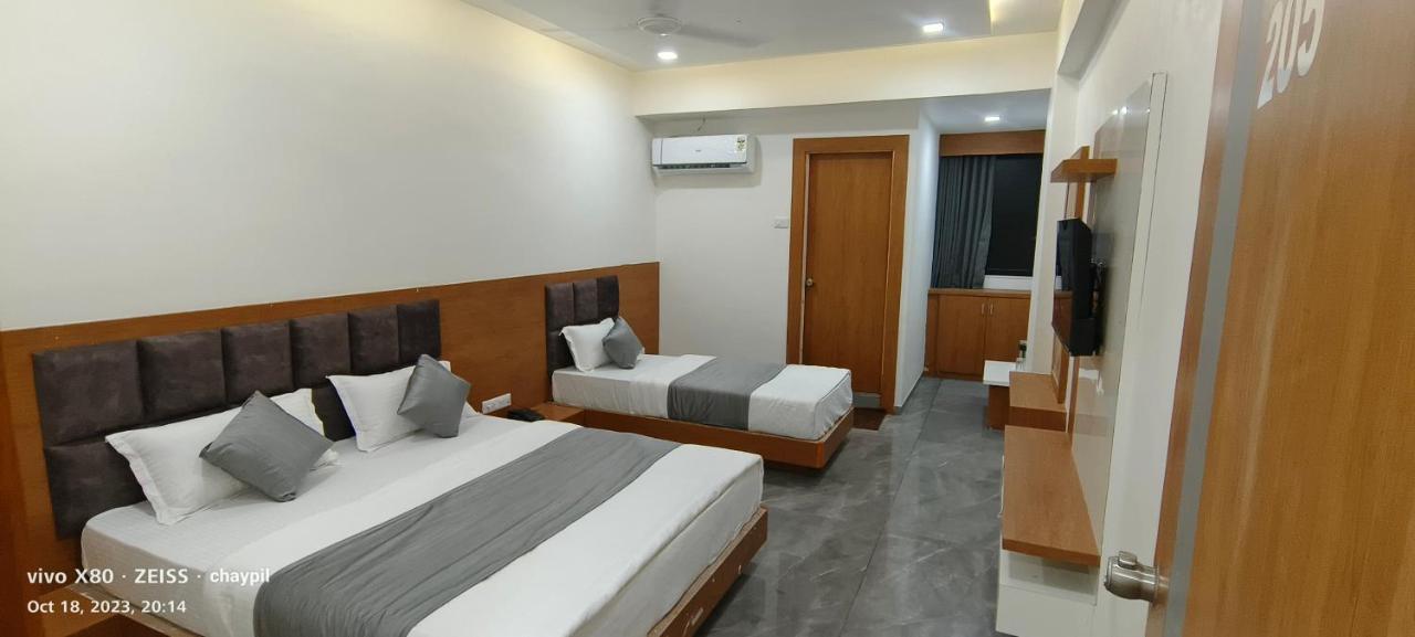 Grand Balaji Hotel 3*