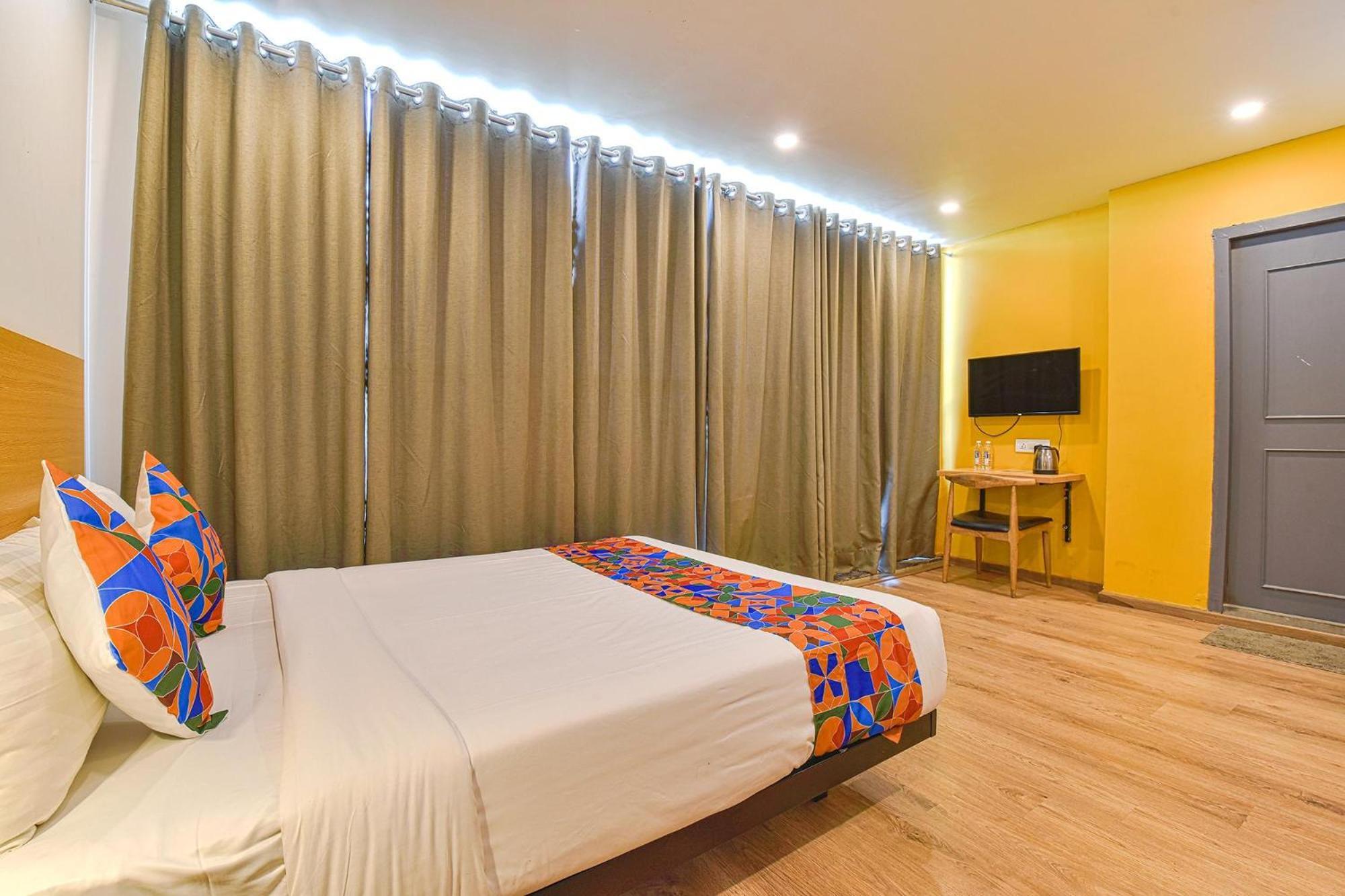 Fabhotel Ny Townhouse 4*
