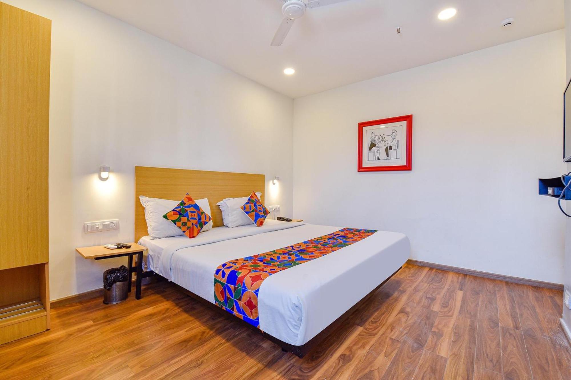 Fabhotel Ny Townhouse Hotel 4*