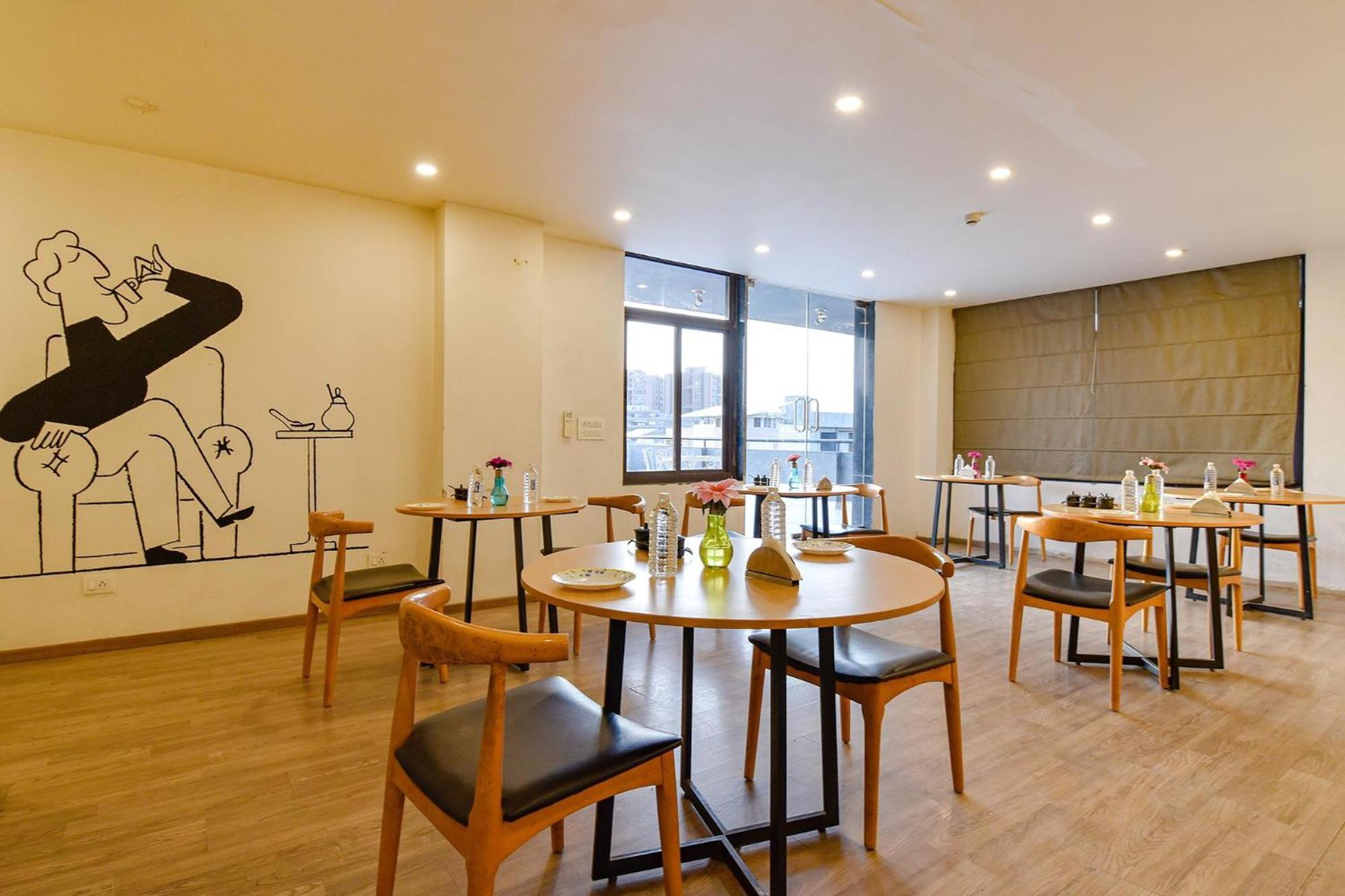 Fabhotel Ny Townhouse Hotel