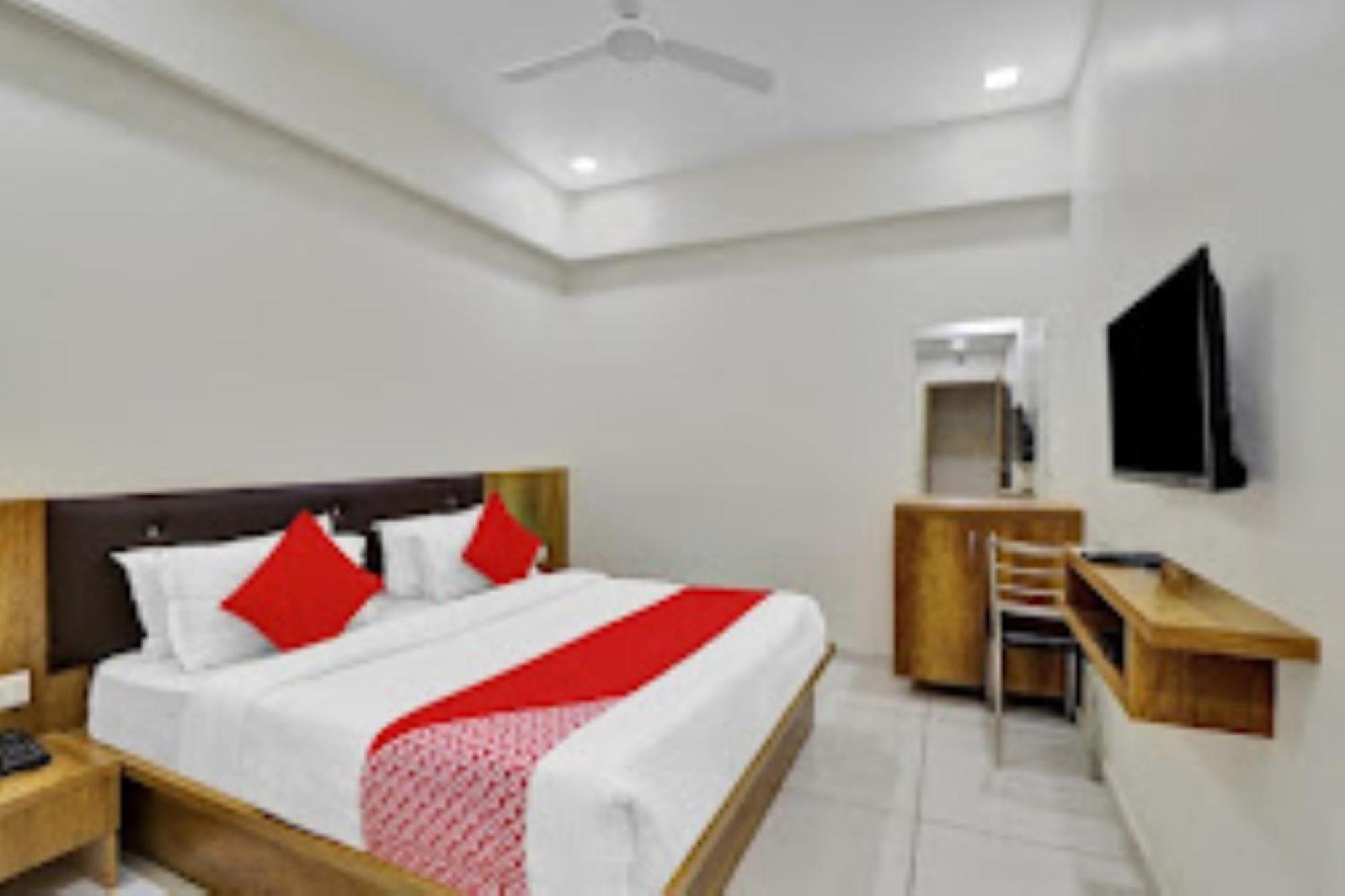 Hotel Arsh