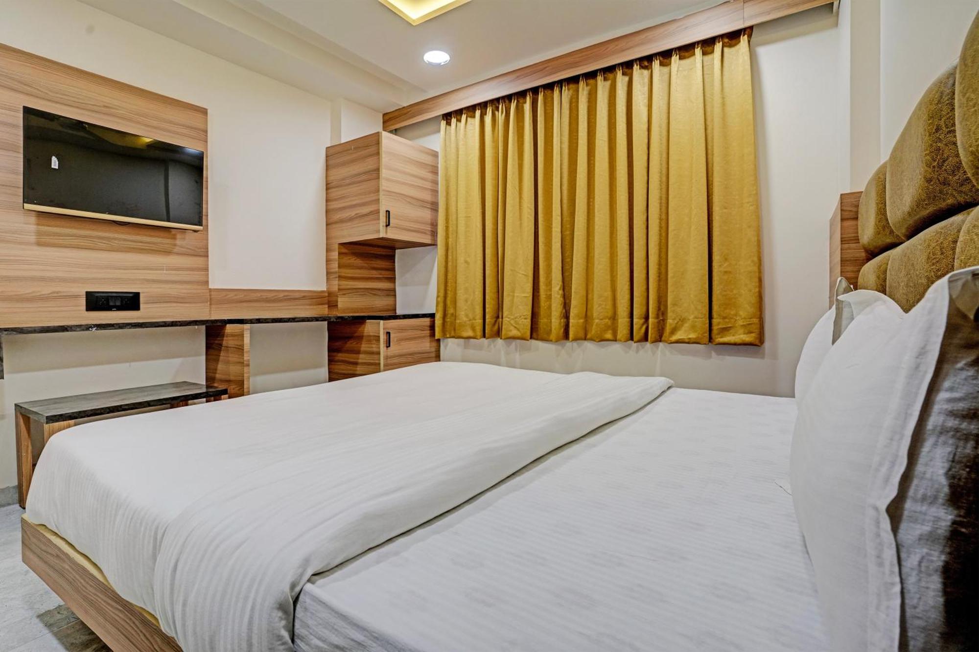 Oyo Haari Jayati 3* Ahmedabad