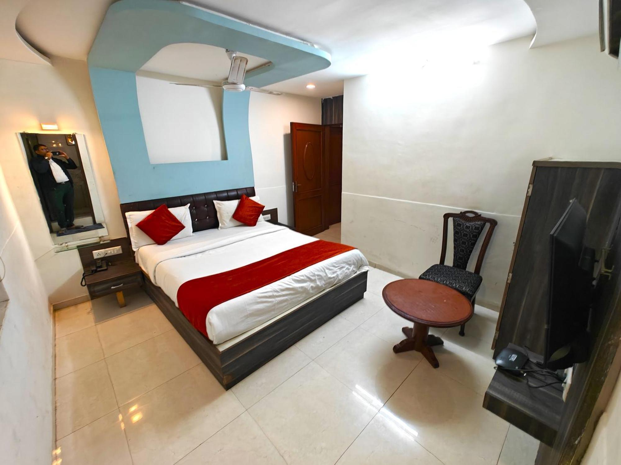 Hotel Sadbhav Ahmedabad