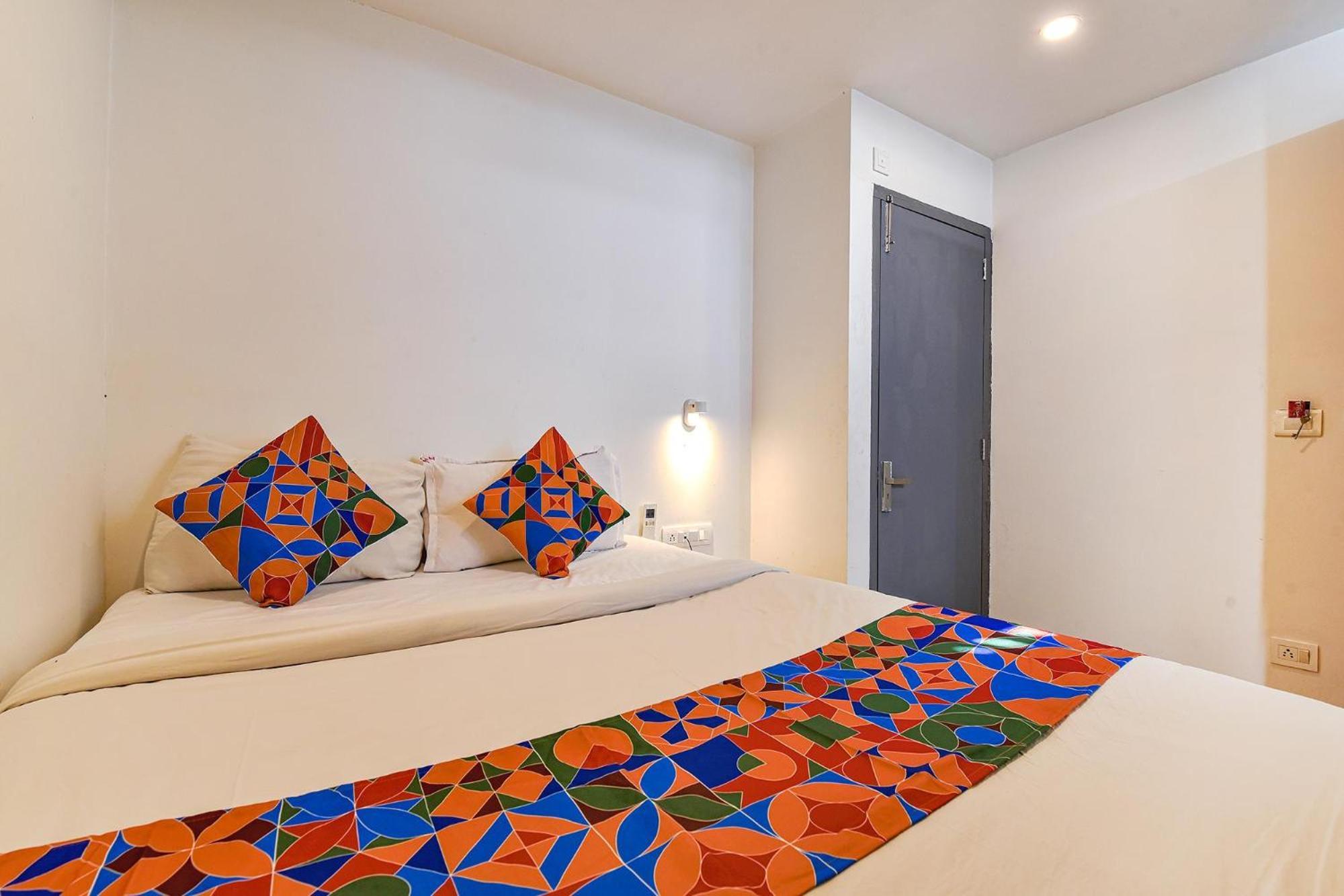 Hotel Fabhotel Ny Townhouse Ahmedabad