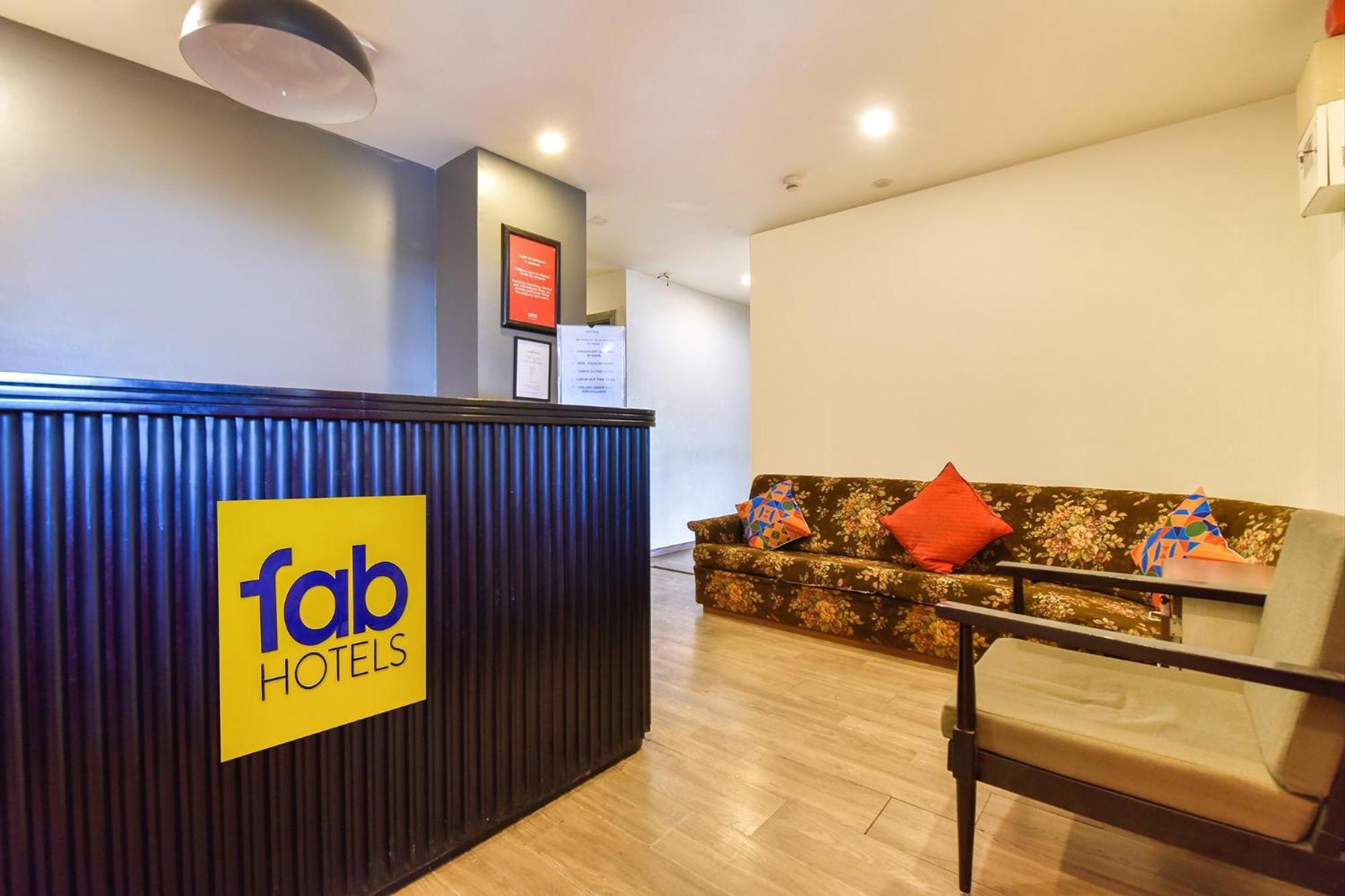 Fabhotel Ny Townhouse Hotel