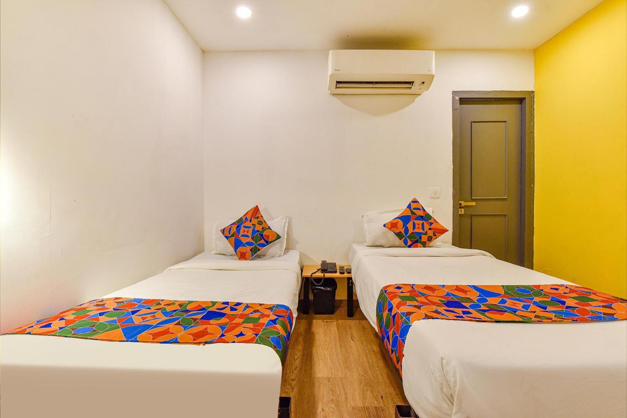 Hotel Fabhotel Ny Townhouse Ahmedabad