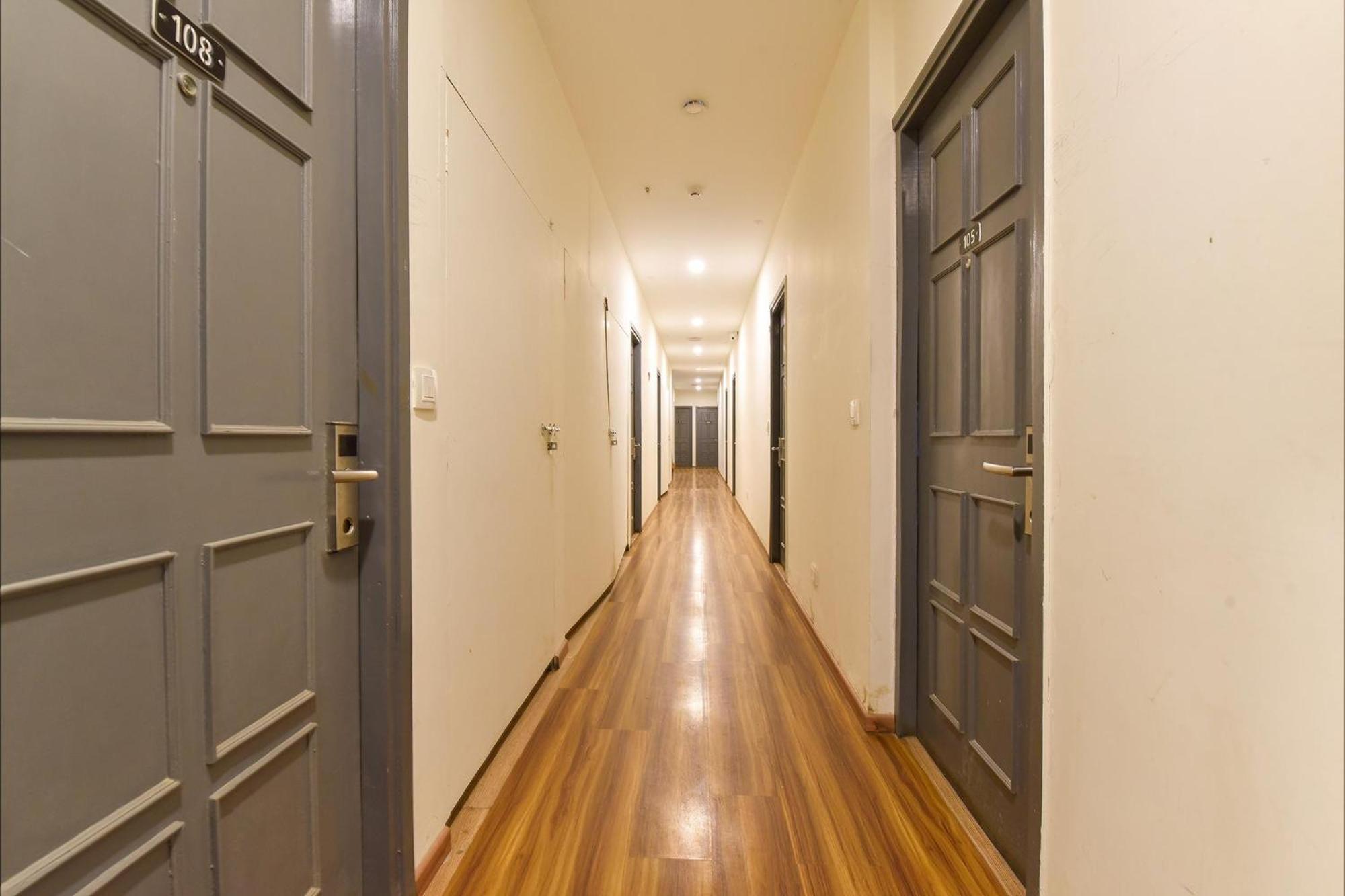 Fabhotel Ny Townhouse Hotel 4*