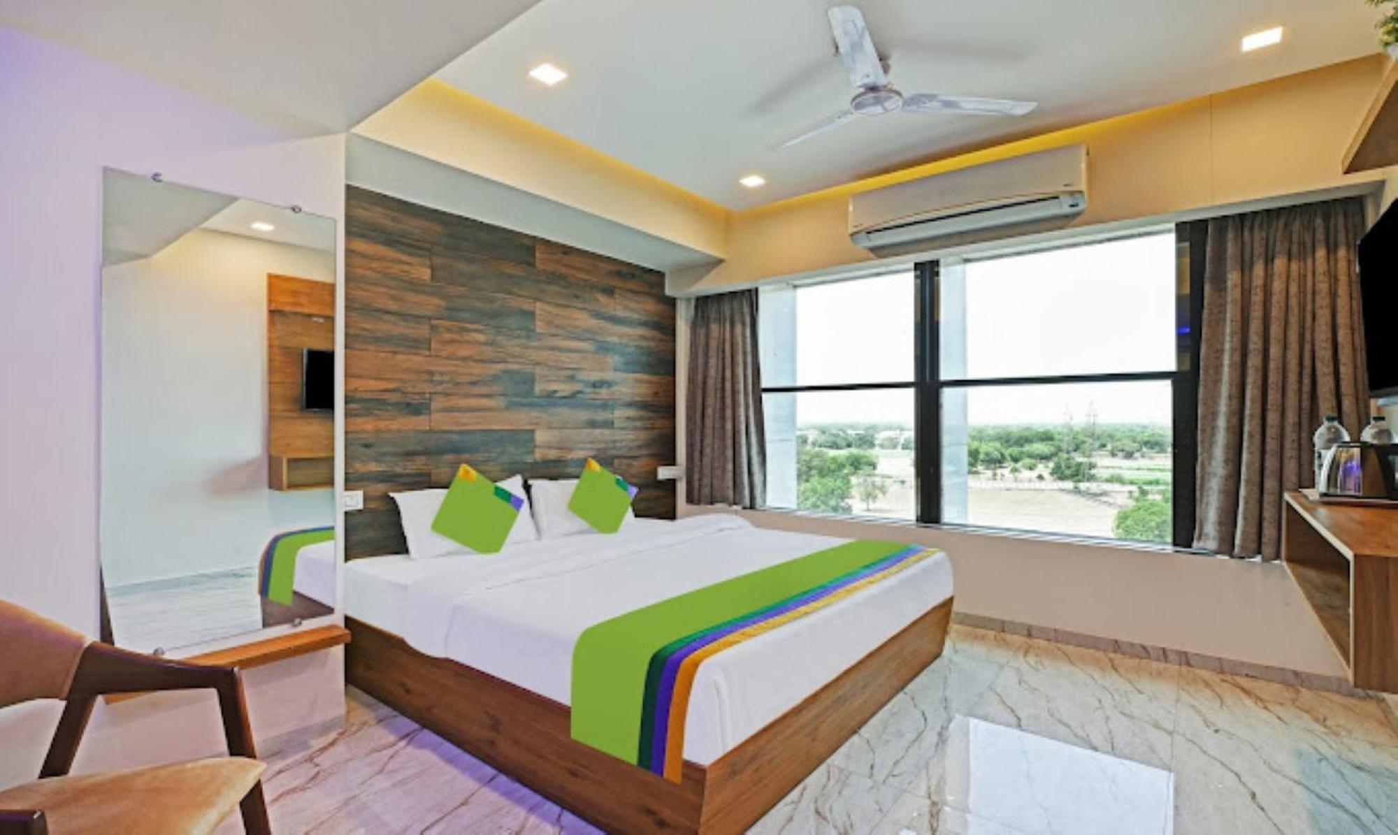 Shree Regency 3*