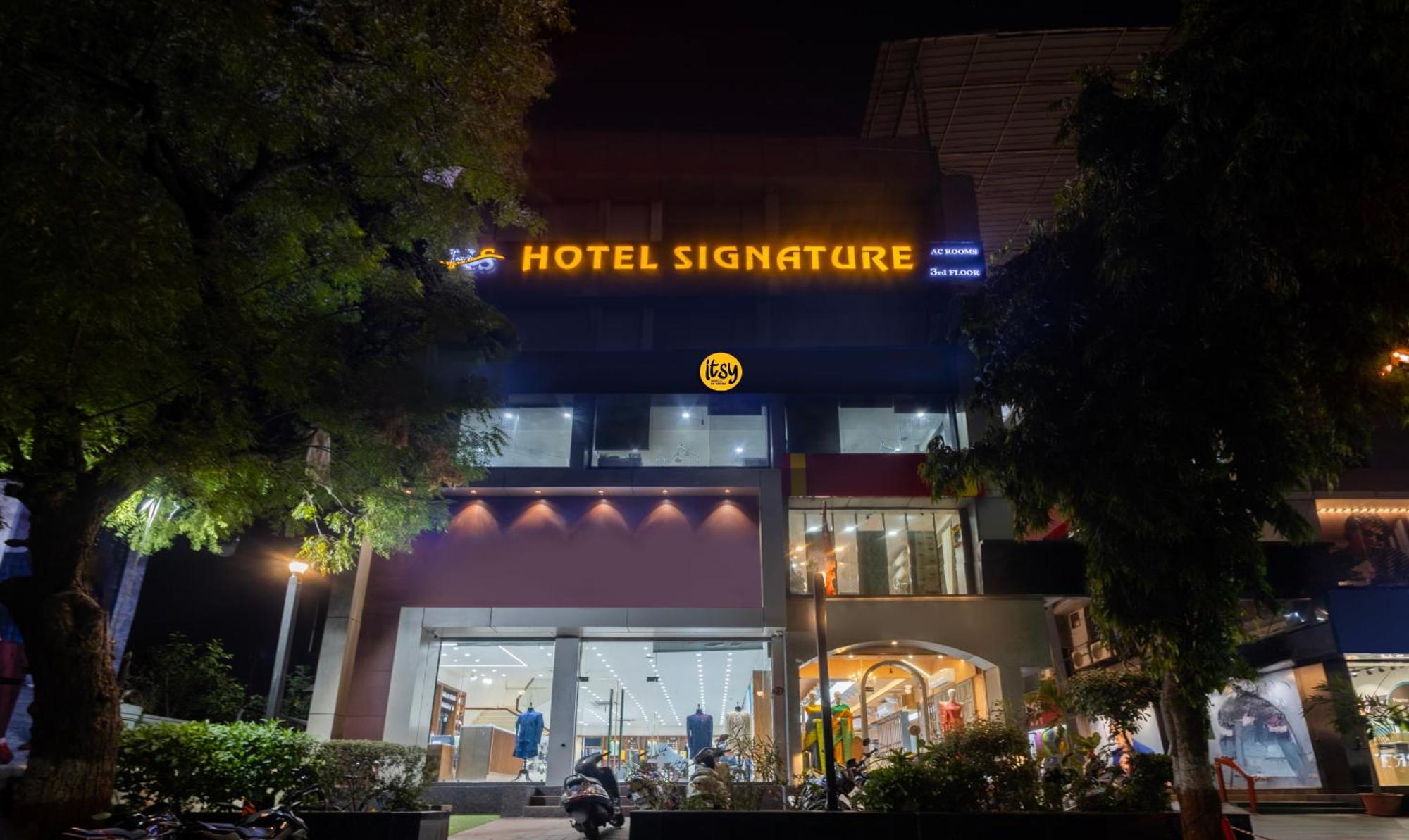 Itsy Signature, Nehru Nagar Hotel