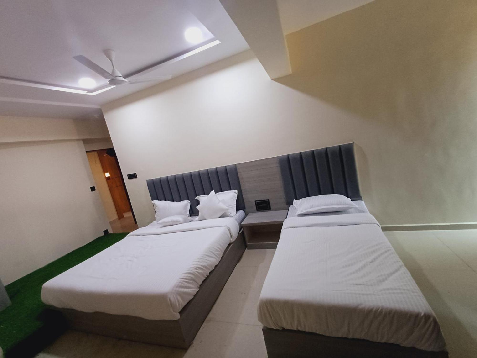 Konark Hotel
