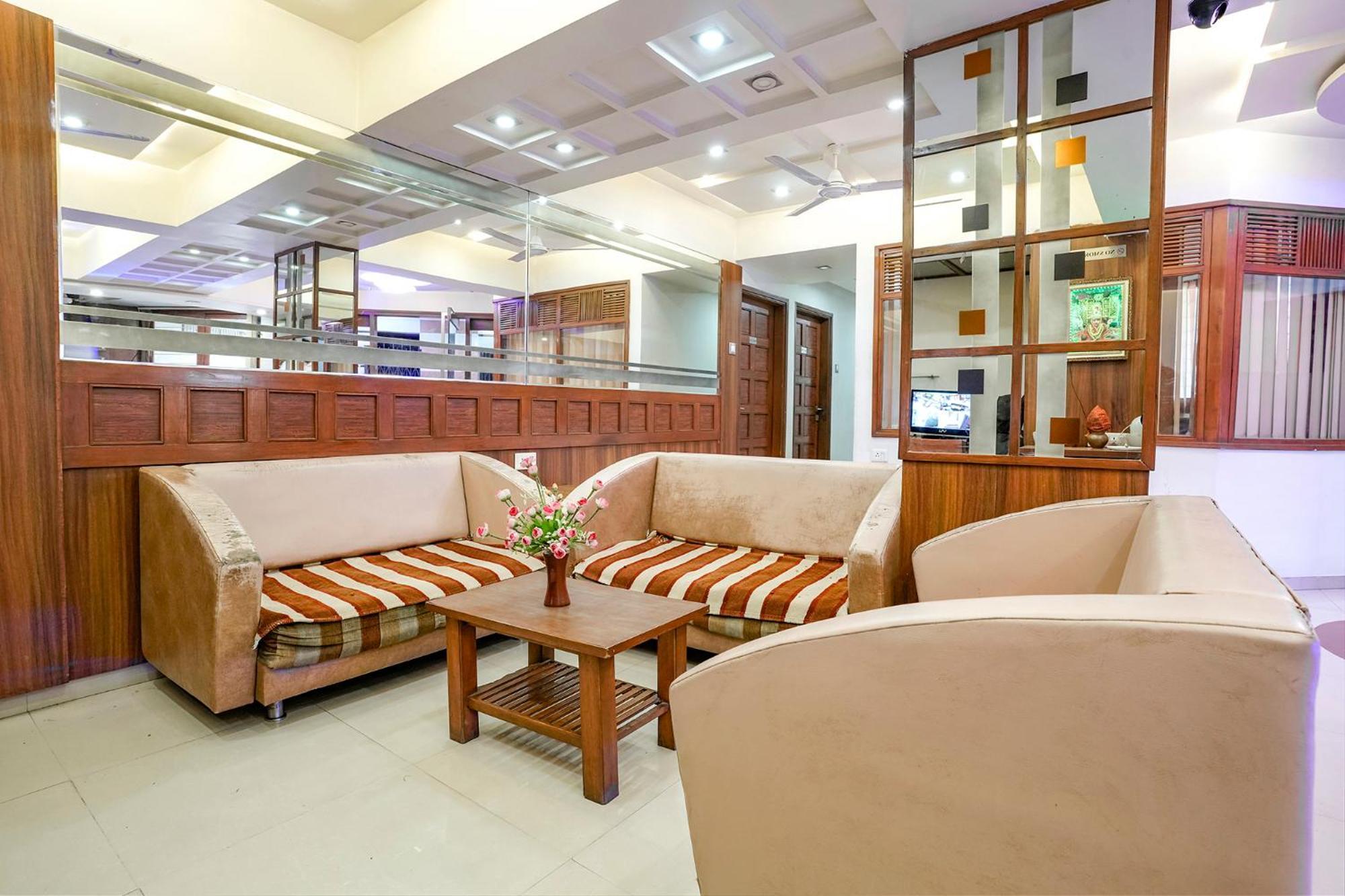 Apartment Hotelshantisadan *