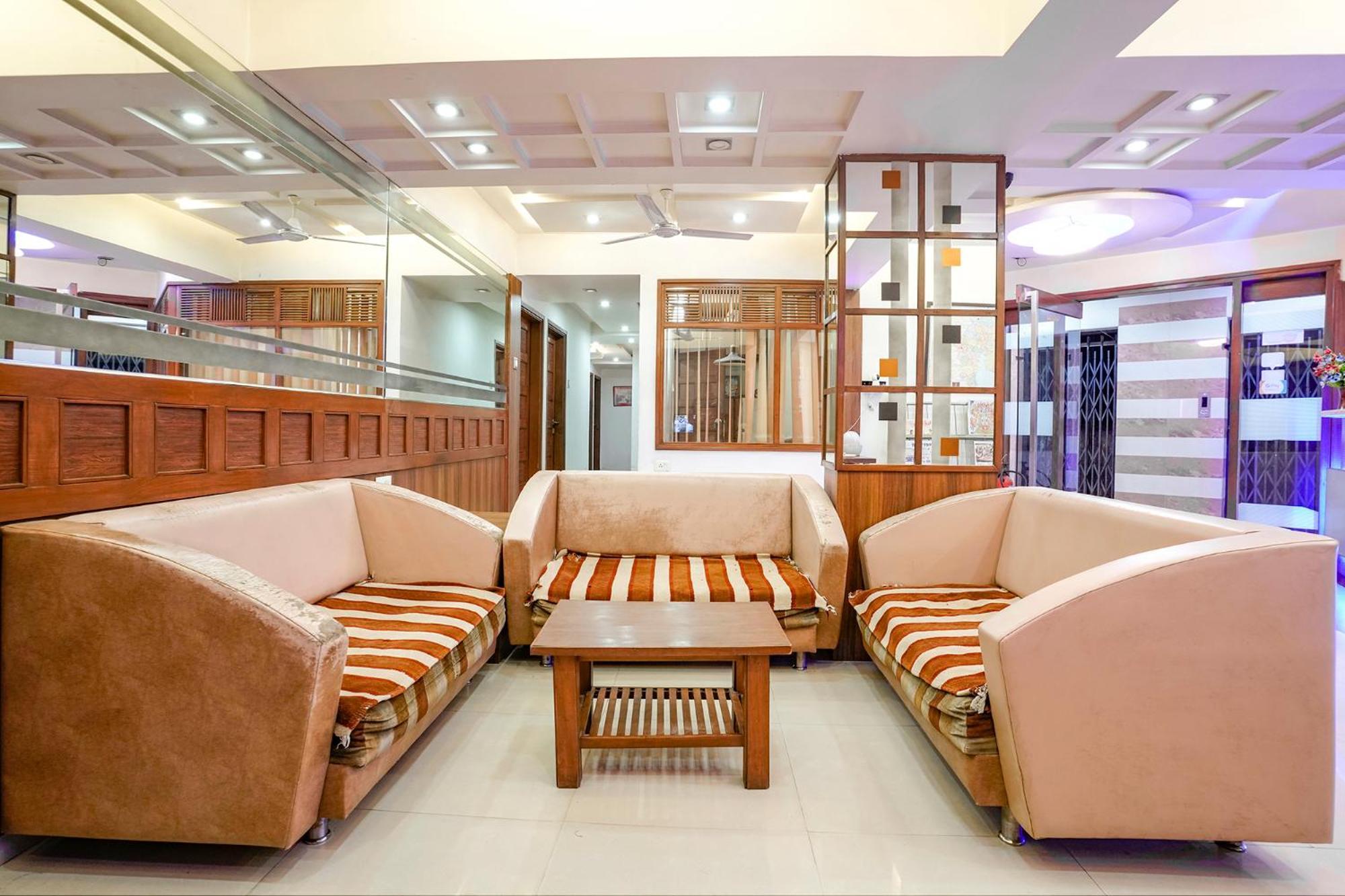 Hotelshantisadan Ahmedabad