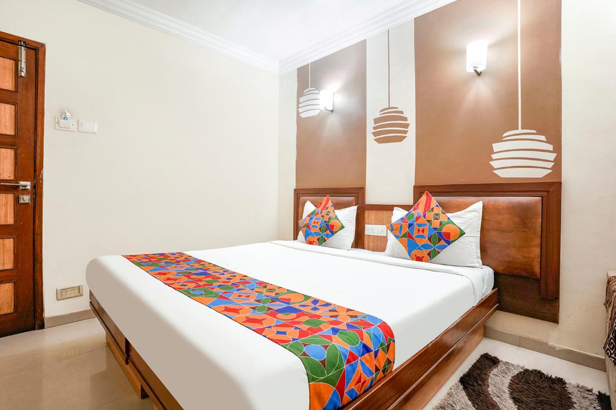 Apartment Hotelshantisadan Ahmedabad