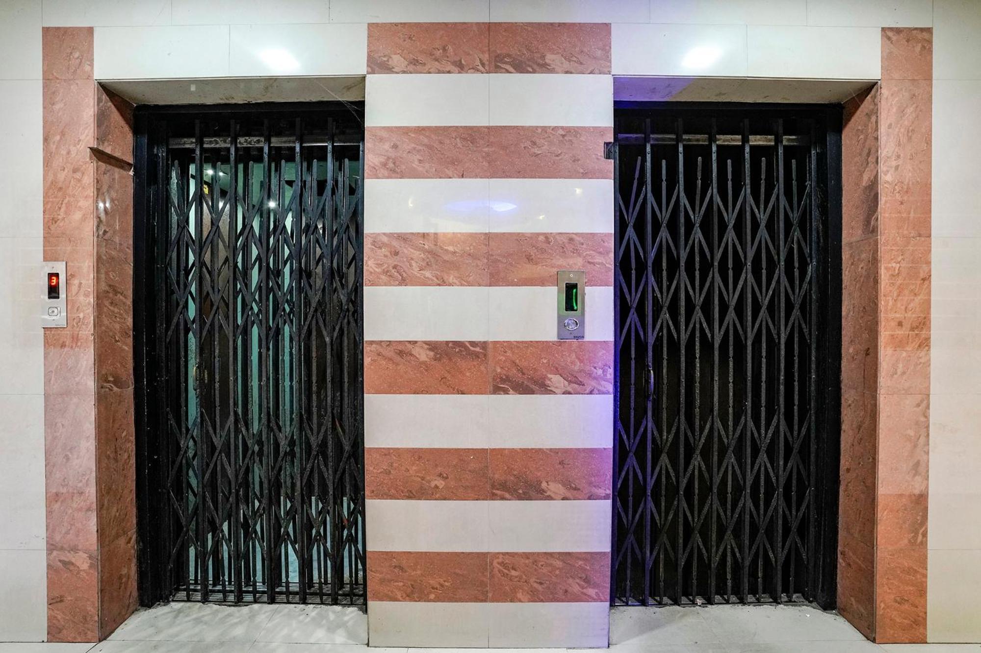 Apartment Hotelshantisadan Ahmedabad