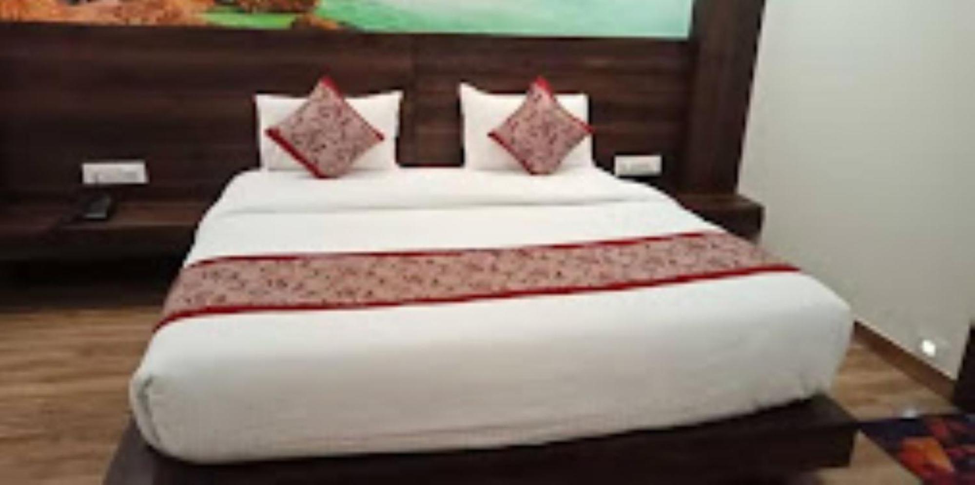 Hotel Arsh Ahmedabad