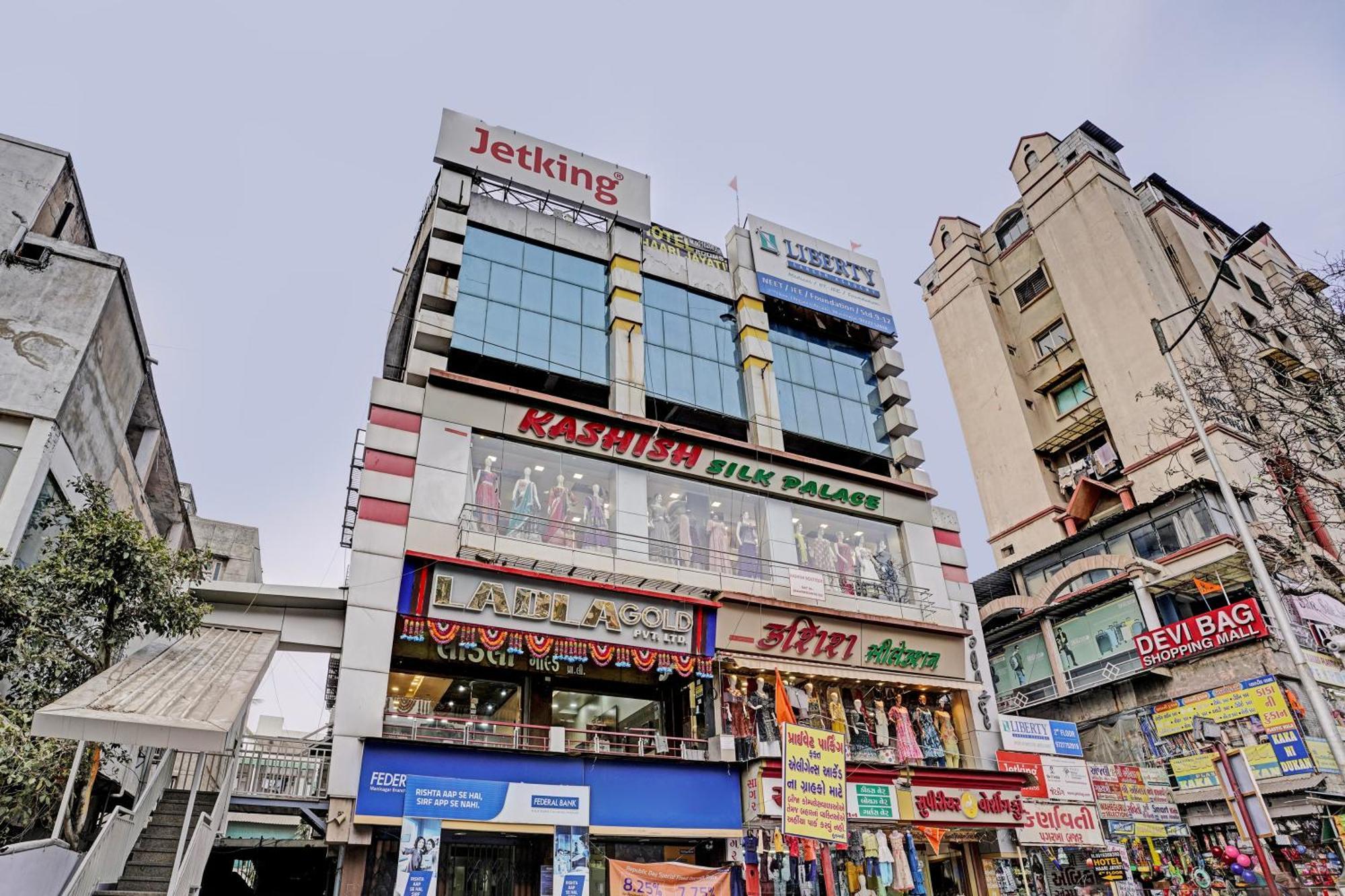 Oyo Haari Jayati Hotel 3*