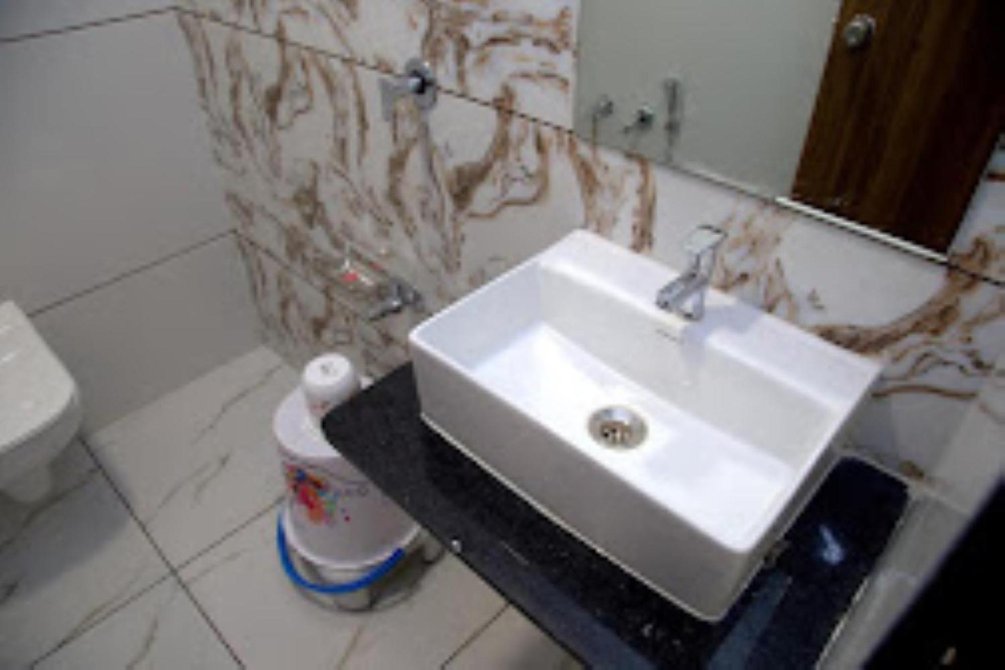 Royal Platinum, 3*