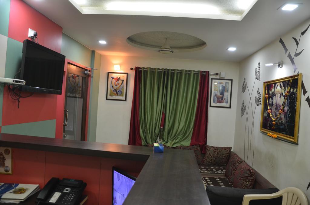 Royal Apple Hotel Ahmedabad