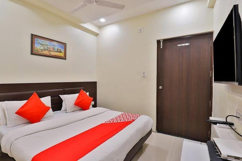 Khushboo Hotel Ahmedabad