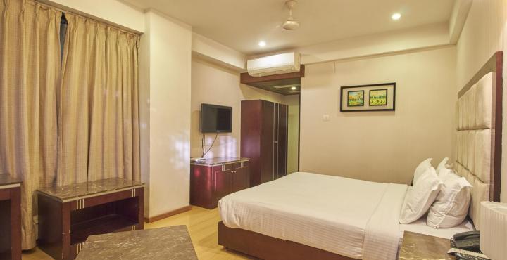 Treebo Trend Parker Hotel