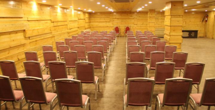 Avadh Hotel 4*
