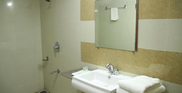 Avadh Hotel
