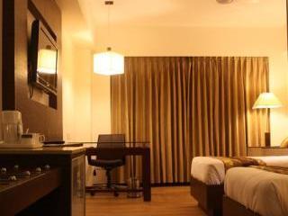 Le Grande Residency -unmarried Couples Are Not Allowed Hotel Ahmedabad