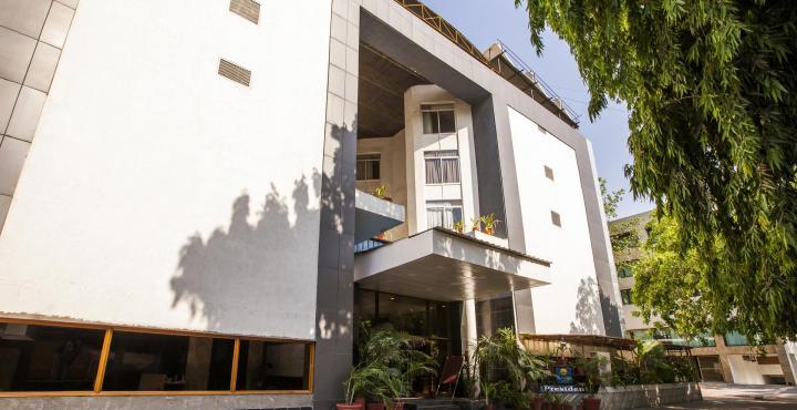 Comfort President Near Junction Station Hotel 4*