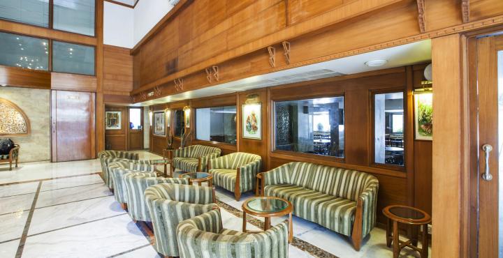 Hotel Comfort President Near Junction Station Ahmedabad